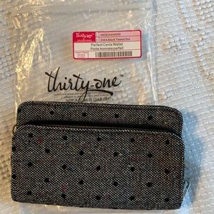 Gray and black Thirty One wallet